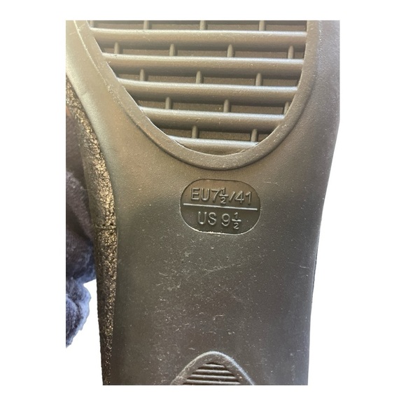 The Flexx  Bon Plush Rose Toe Flat Black/ Metallic Gray
Leather US 9.5/ EU 41 - Picture 7 of 10